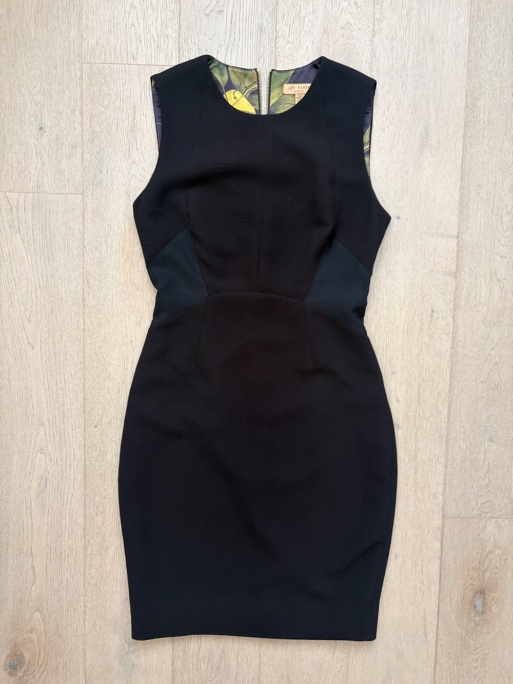 EUC ted baker sheath dress black size ted baker 1/US 4/UK 8